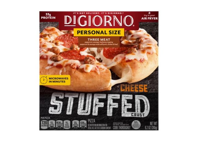 κουτί του Digiorno προσωπικό μέγεθος γεμιστό κρούστα τρία πίτσα κρέατος