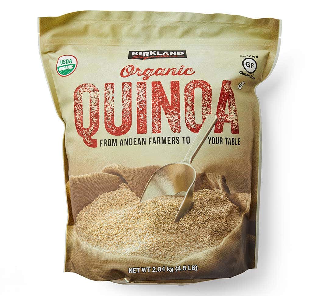 Μια τσάντα του Kirkland Organic Quinoa από την Costco