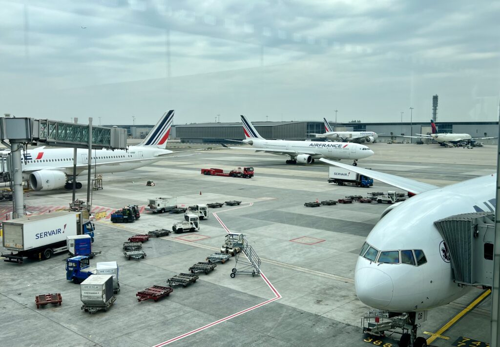 Αεροπλάνα της Air France στο αεροδρόμιο του Παρισιού